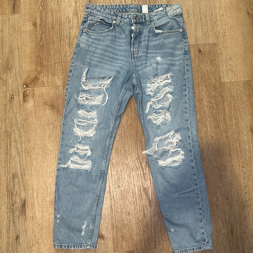 Boyfriend Denim Light Blue Ripped Jeans SZ 6/ 38